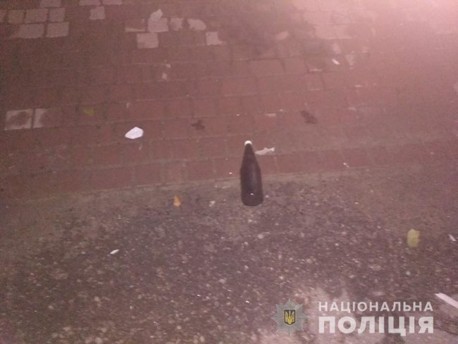 Уночі на Херсонщині підпалили будинок суддів Чаплинського і Новокаховського судів 01