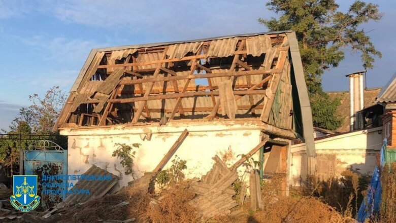 Последствия обстрелов Никопольщины: Пострадала женщина, повреждены дома 01