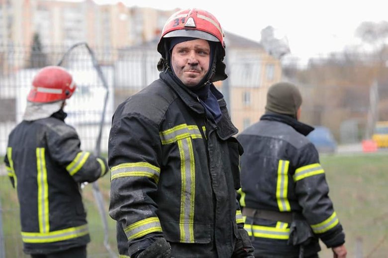 Наслідки ракетних ударів військ РФ по Львову: Чим оркам загрожувала станція техобслуговування? 09