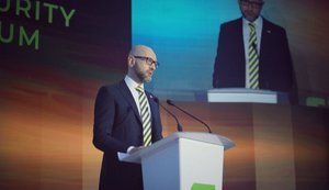 Яценюк на Київському Безпековому Форумі