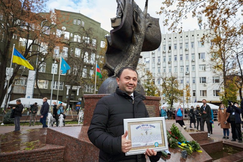У Харкові відкрили сквер-рекордсмен за сприяння Почесного консула Казахстану 03