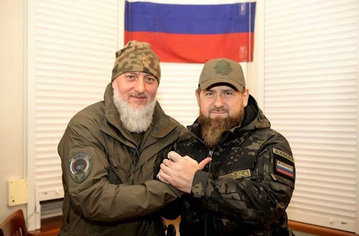 Кадирівці — це звичайні поліцаї, такі ж, які були у нацистської Німеччини. Розповідаємо про роль Рамзана Кадирова та його тік-ток- військ у війні проти України 23