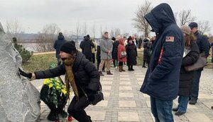 Три роки після збиття літака МАУ над Тегераном: дипломати, родичі та колеги вшановують пам’ять загиблих. ФОТОрепортаж