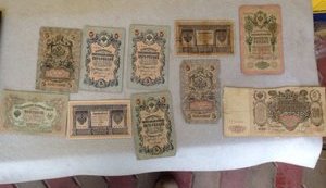 Гражданин Беларуси пытался вывезти из Украины старинные деньги и значки. ФОТОрепортаж+ВИДЕО