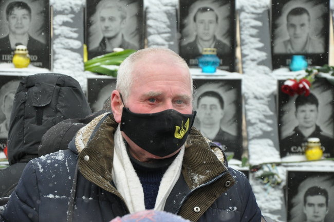 Kyiv marks anniversary of deadly shootings during EuroMaidan protests 12