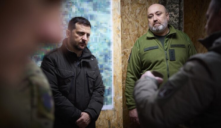 Зеленський обговорив із командирами батальйонів підготовку мобілізованих та забезпечення дронами. ФОТО