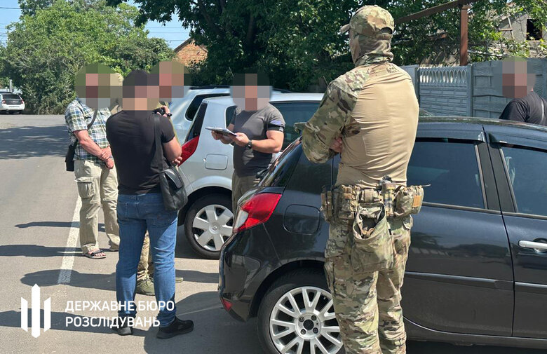 ДБР викрило масштабну схему розкрадання мільйонів гривень на харчах для військових qzeiqexikeitdzrz