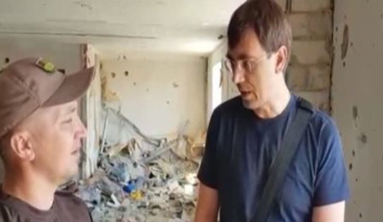 "Окопна війна": "Перше, що я зробив після Майдану, - купив собі автомат, адже часи тепер непевні", - Омелян. ВIДЕО