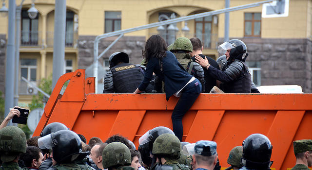 Moscow police brutally dispersed opposition demonstration 06 Moscow police brutally dispersed opposition demonstration 06