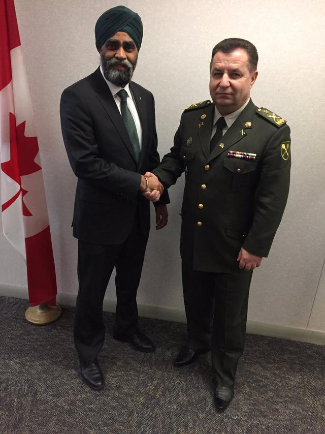 Ukraine, Canada strike defense cooperation deal 02 Ukraine, Canada strike defense cooperation deal 02