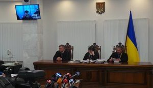 Рябошапка меняет прокуроров в деле экс-беркутовцев, суд пока оставил обе прокурорские группы (обновлено)