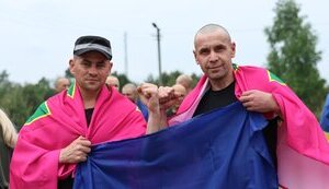 Домой вернулись 303 защитника