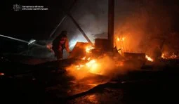 Російський дрон атакував підприємство у Запоріжжі: вирує пожежа, - ОВА. ФОТОрепортаж