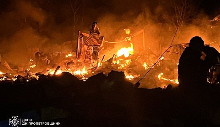 Число жертв удара РФ по Днепропетровской области возросло до 4: погибли мальчики 11 и 14 лет. ФОТОРЕПОРТАЖ