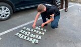 Полицейский вымогал $3 тыс. у владелицы столичного салона красоты за "крышевание", - СБУ. ФОТОрепортаж