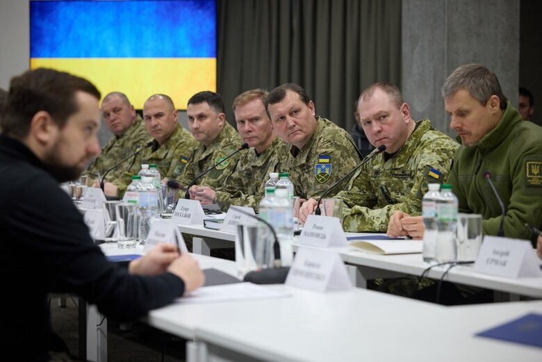 Зеленский провел совещание по ситуации с безопасностью в северо-западных областях Украины 02