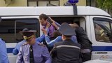 "Молчаливых" белорусов продолжают задерживать: милиция скрутила более 400 человек. ФОТОрепортаж+ВИДЕО