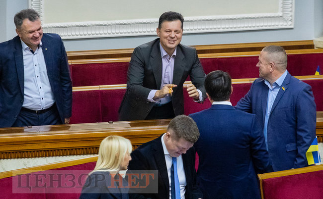 Шепчущий Тимошенко Власенко, услуга Арахамии Геращенко и веселящая газета для Голоса, - день работы ВР 4 декабря 24