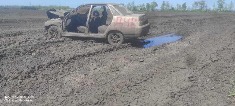 Бойовий медик Роман Марков: Більшість куль пройшли повз. Але сім я все ж схопив. Тримав гранату. Думав підірватися, щоб не потрапити в полон 03 Бойовий медик Роман Марков: Більшість куль пройшли повз. Але сім я все ж схопив. Тримав гранату. Думав підірватися, щоб не потрапити в полон 03