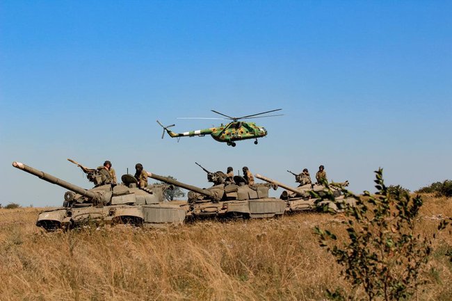 На недавних учениях танковый взвод полка Азов показал, что может выполнять боевые задачи наравне с подразделениями ВСУ, - Павлюк 02