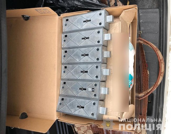 Преступников, укравших из сейфов украинских банков $35 млн, задержали в США 06