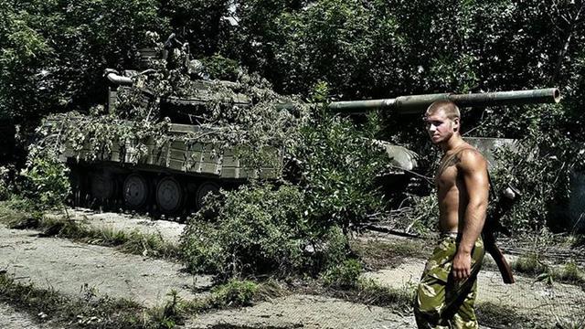Десантник Валерій Ананьєв: За 68 днів я пройшов по Франції та Іспанії 1811 кілометрів. Зустрічав і німців, і поляків, і американців, і жодного росіянина, хоча мені казали, що їх там бачили 02 Десантник Валерій Ананьєв: За 68 днів я пройшов по Франції та Іспанії 1811 кілометрів. Зустрічав і німців, і поляків, і американців, і жодного росіянина, хоча мені казали, що їх там бачили 02