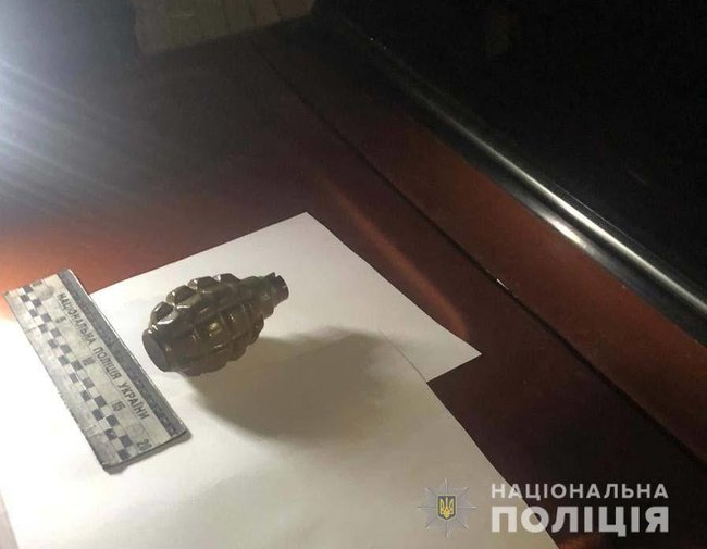 Поліція затримала на Дніпропетровщині банду грабіжників, яка під приводом перевірки лічильників грабувала і била літніх людей 02