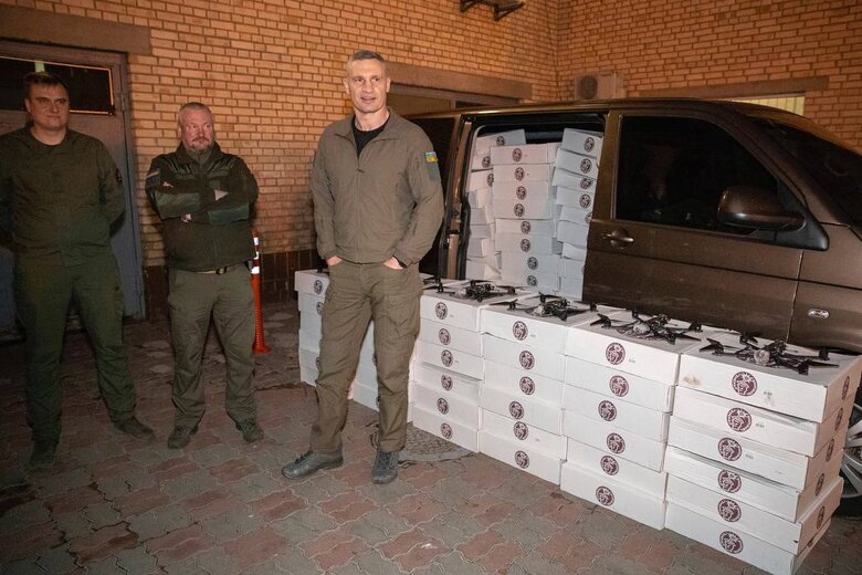 Кличко передав 72 бригаді дрони від громади Києва