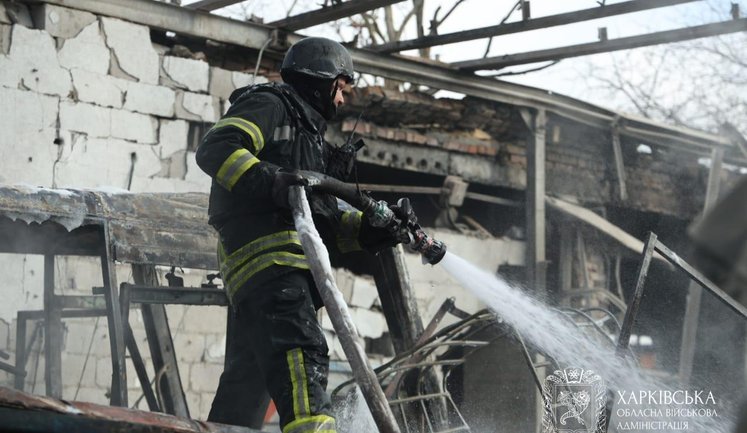 Ворог атакував Харків п’ятьма КАБами: восьмеро постраждалих (оновлено). ФОТОрепортаж
