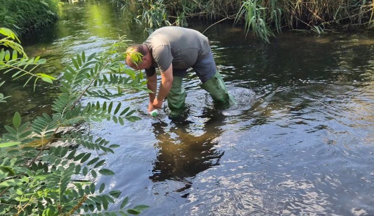 Water bodies in Obolon have been contaminated following night-time shelling of Kyiv. PHOTOS