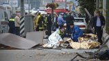 Водитель на большой скорости снес автобусную остановку, сбил 11 человек, семерых насмерть. ФОТОрепортаж