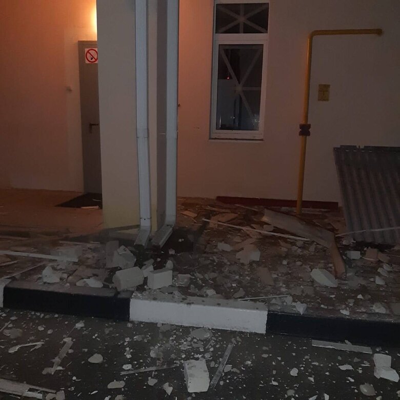 Безпілотник скинув вибуховий пристрій на будівлю Газпрому в Бєлгородській області, - Baza 01