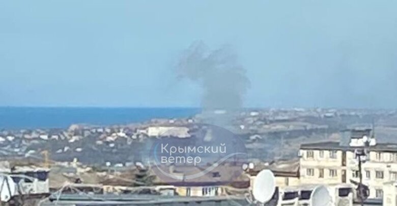 Explosions are heard in Sevastopol. Razvozhaev says that air defense is working 01