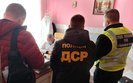 Врач-травматолог с сообщником торговали COVID-сертификатами о вакцинации на Хмельнитчине, - полиция. ВИДЕО+ФОТОрепортаж