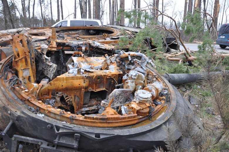 Russian occupiers equipment near Bucha destroyed 14