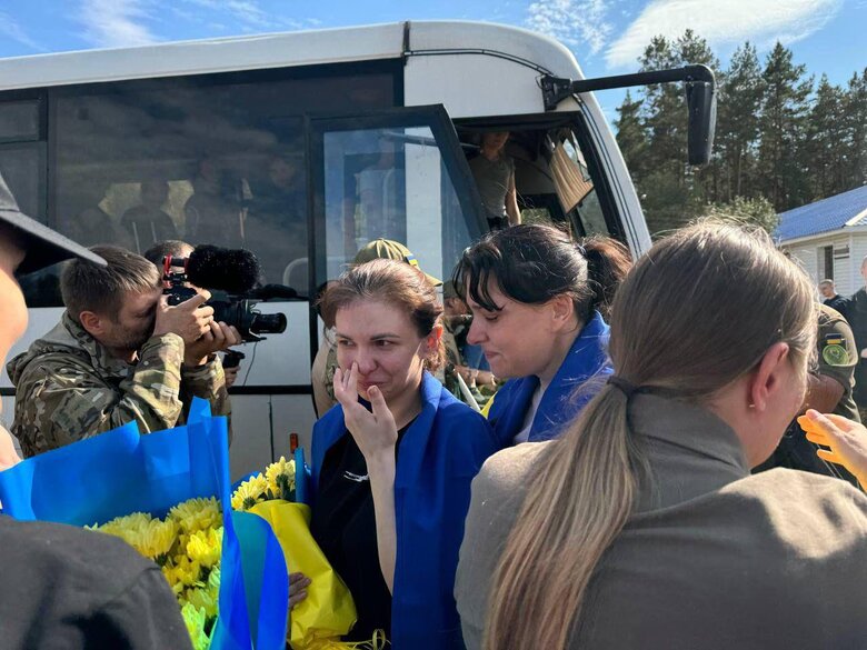 Із російського полону визволено 49 громадян України