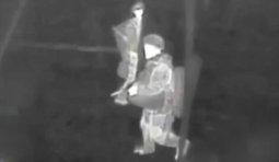 дрон уночі атакує окупантів