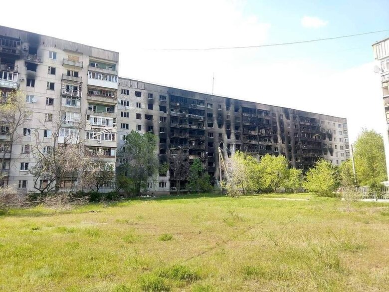 Росіяни увійшли у центральні райони Сєверодонецька. Обстріли Луганщини не припиняються, - Гайдай 03