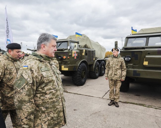 In Ukraine, corruption is now undermining the military 01