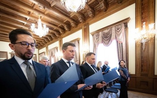 У присутності Зеленського склали присягу 22 новопризначених суддів