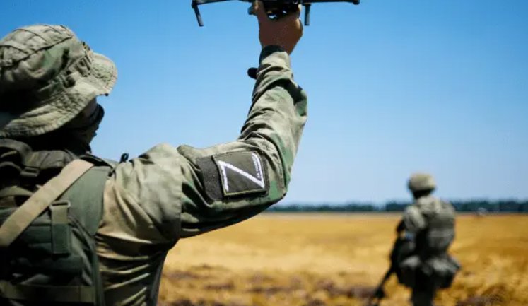 Russia attacked scooter with FPV drone in Kherson region: two dead