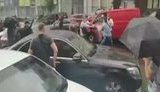 "Титушки напали на автомобиль Порошенко", - нардеп Арьев. ВИДЕО