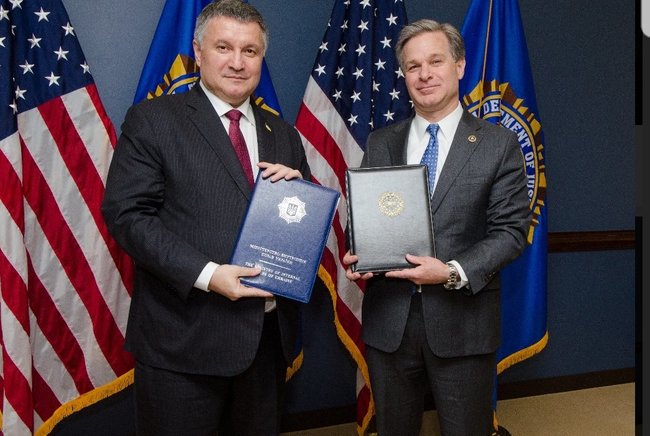 Аваков підписав меморандум про взаємне співробітництво з ФБР 03