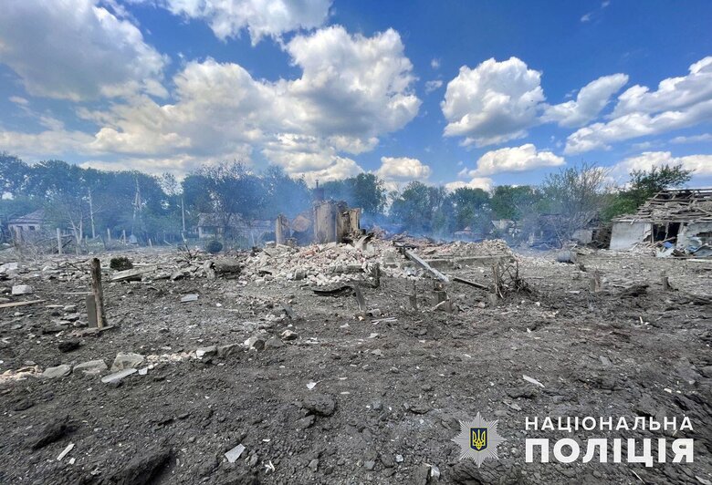 Наслідки ворожих обстрілів Донеччини 04
