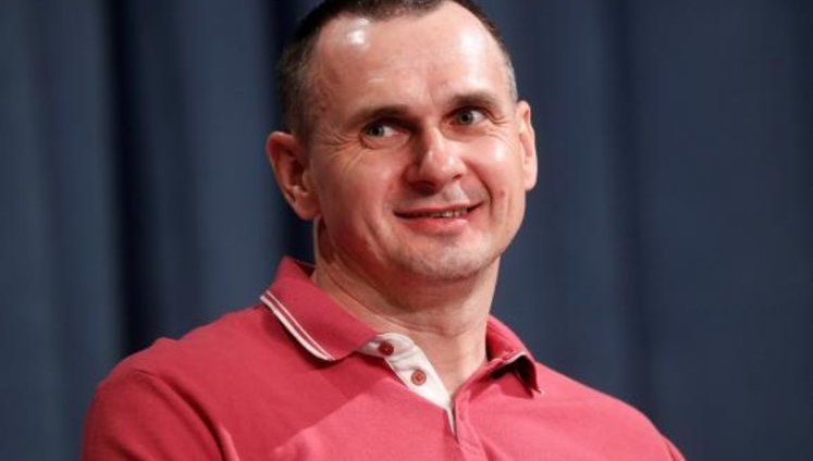 "Головне відчуття було, що це один з тих небагатьох днів, заради яких варто жити": Сенцов про ув’язнення, звільнення та плани