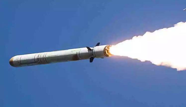Ruscists hit Sumy with ballistic missiles, acting mayor Kobzar says there are "many dead". VIDEO
