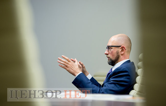 Арсений Яценюк: Я Петру Алексеевичу говорил в открытую: Смотри, сейчас вы Саакашвили натравливаете на меня – потом он займется вами 13 Арсений Яценюк: Я Петру Алексеевичу говорил в открытую: Смотри, сейчас вы Саакашвили натравливаете на меня – потом он займется вами 13