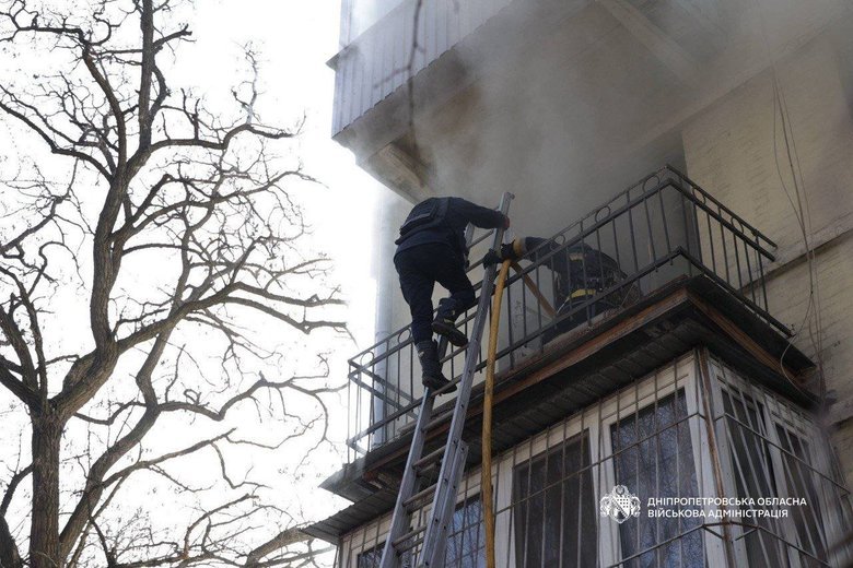 РФ вдарила по будинку в Дніпрі: що відомо?