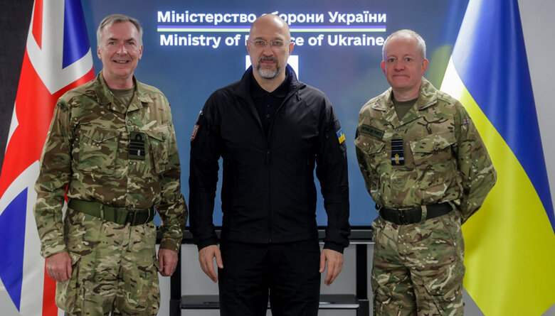 Шмыгаль и военное руководство Великобритании обсудили производство беспилотников
