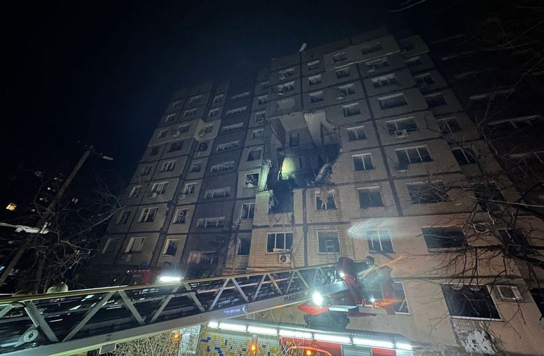 Dnipro: Russian strike on a residential building, two people missing